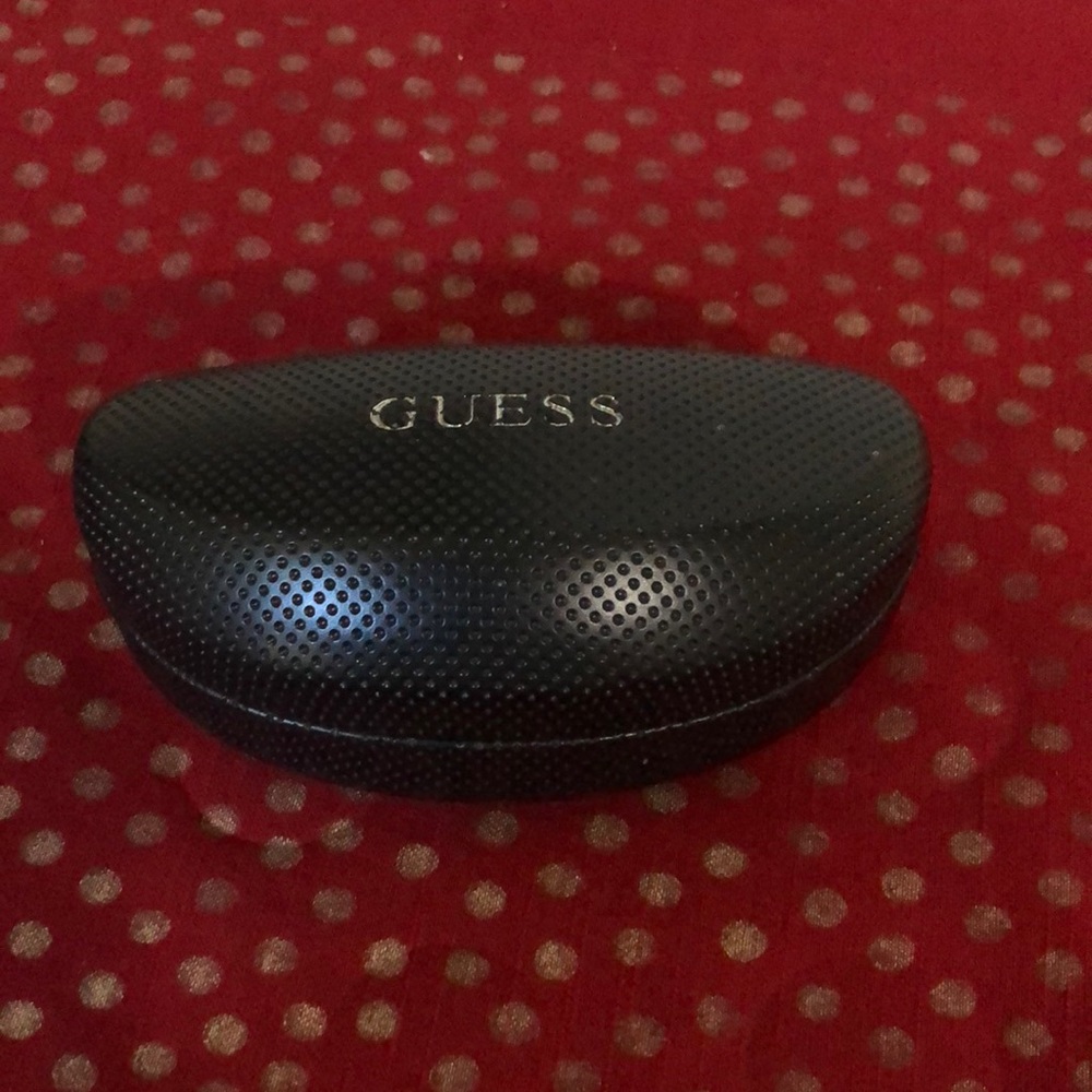 Guess Womens Mens Black Perforated Leather hard shell Eyeglass Case
